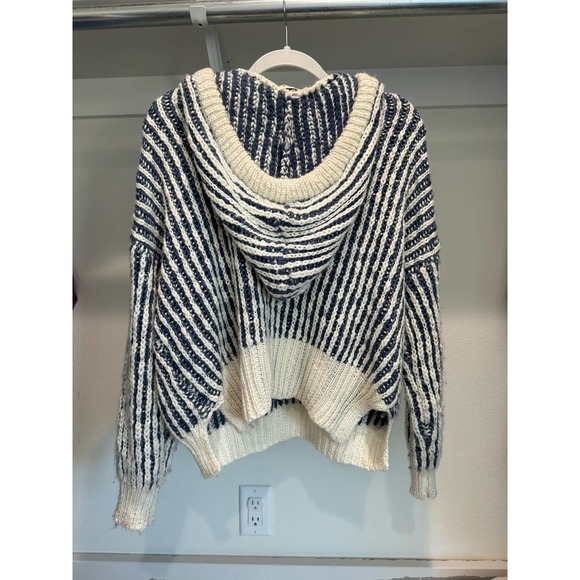 POL Knit Oversized Sweater Women's Small - Picture 3 of 7